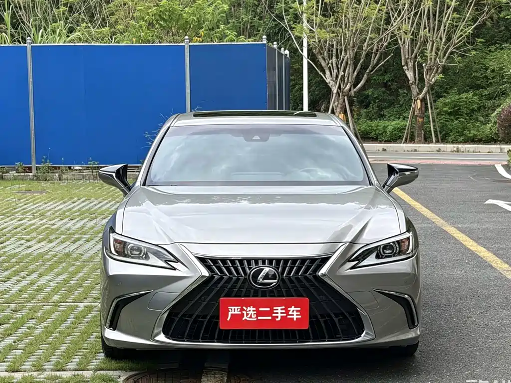Lexus ES — миниатюра 3