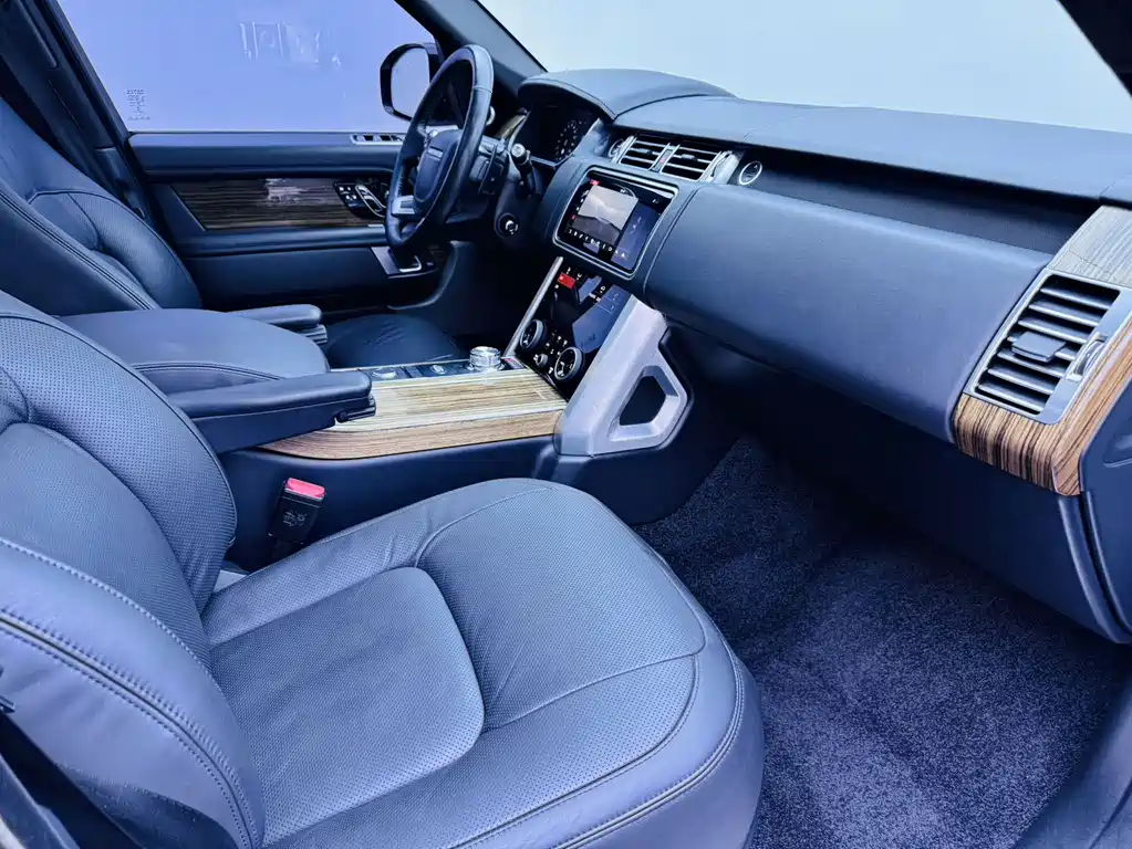 Land Rover Range Rover — миниатюра 9