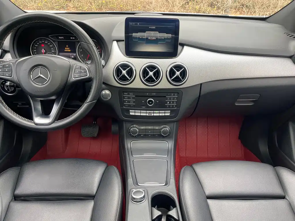 Mercedes-Benz B-Class — миниатюра 12
