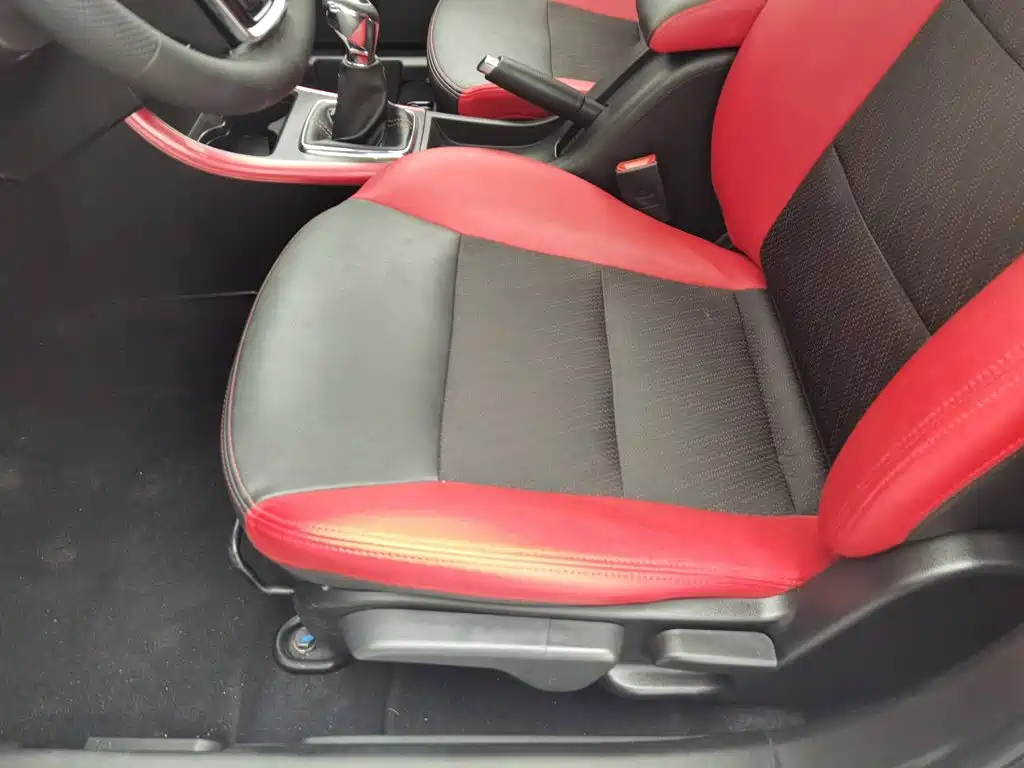 BAIC Senova X25 — миниатюра 20