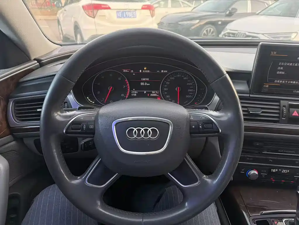 Audi A6L — миниатюра 5