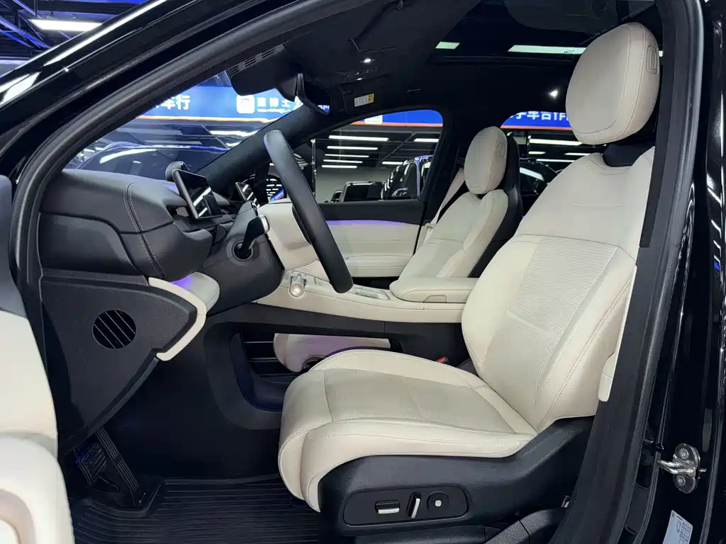 NIO ES6 — миниатюра 8
