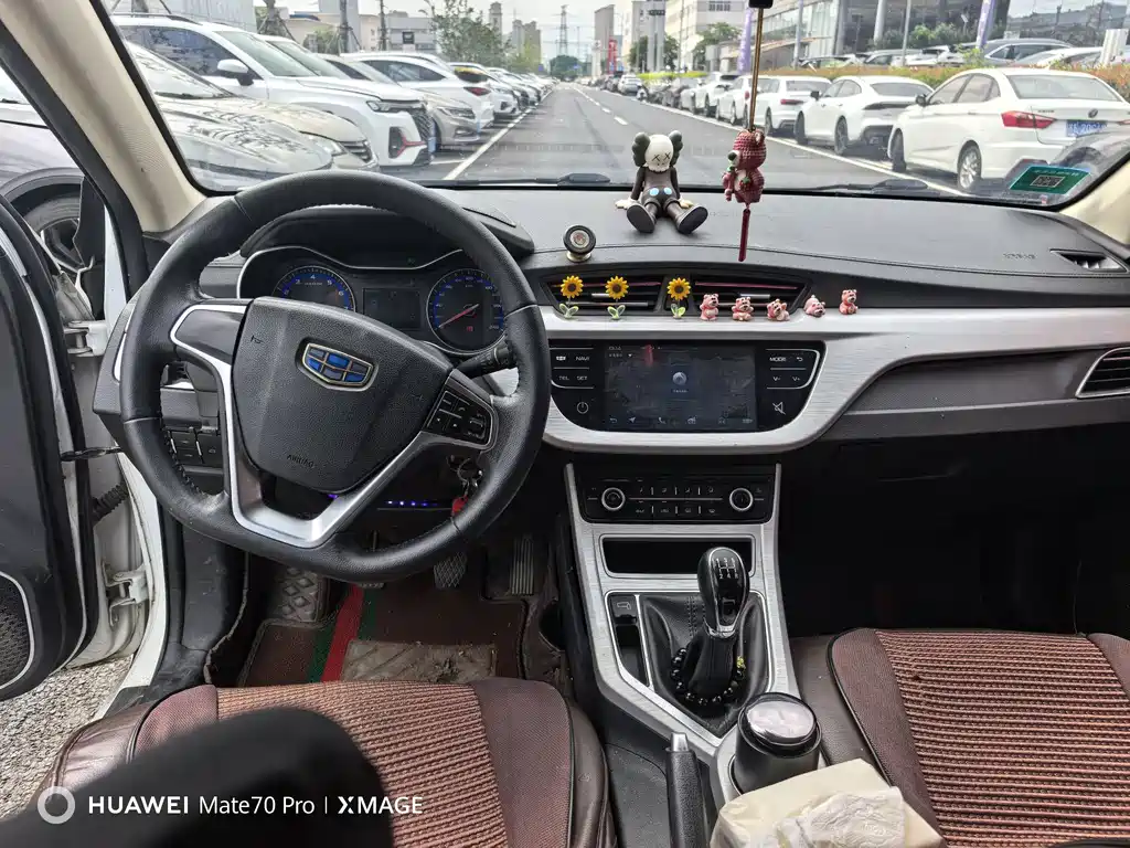 Geely Vision — миниатюра 7