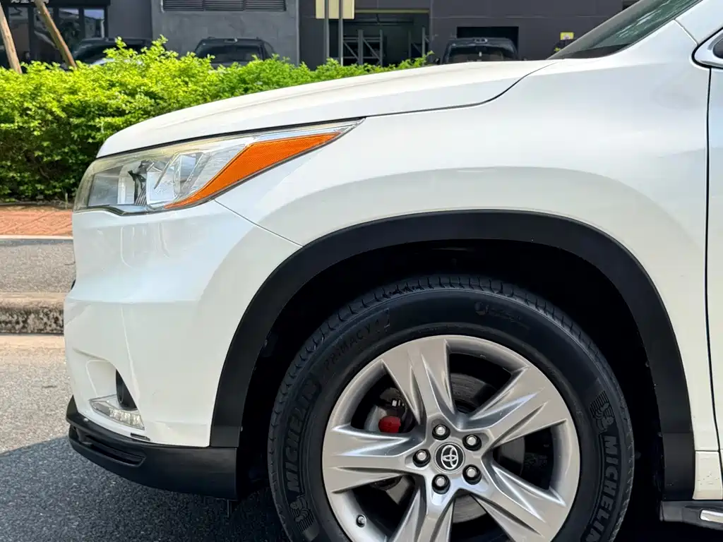 Toyota Highlander — миниатюра 15