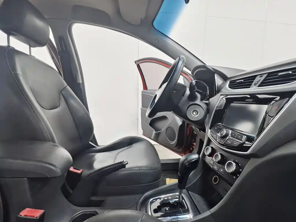 Chery Arrizo 3 — миниатюра 15