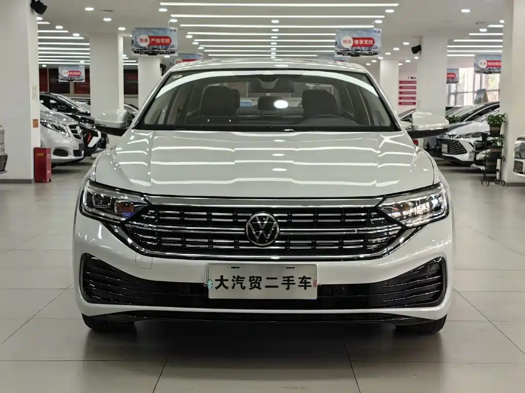 Volkswagen Sagitar — миниатюра 2