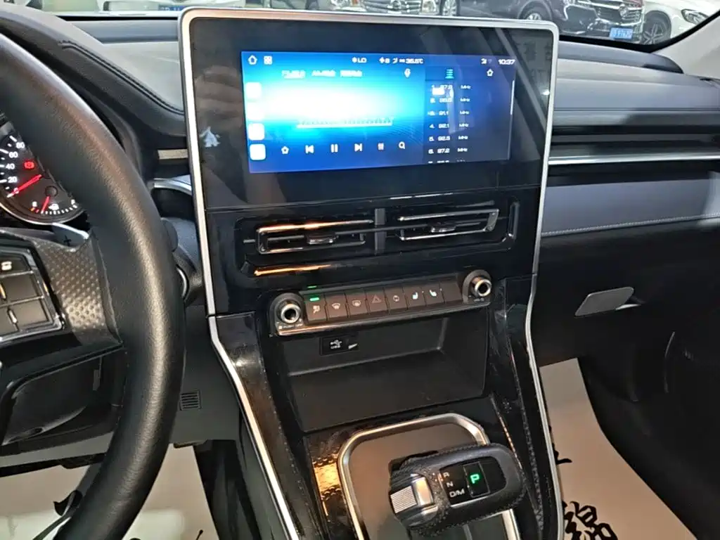 Haval M6 — миниатюра 13