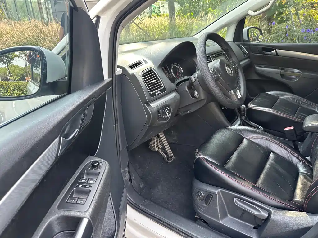 Volkswagen Sharan — миниатюра 8