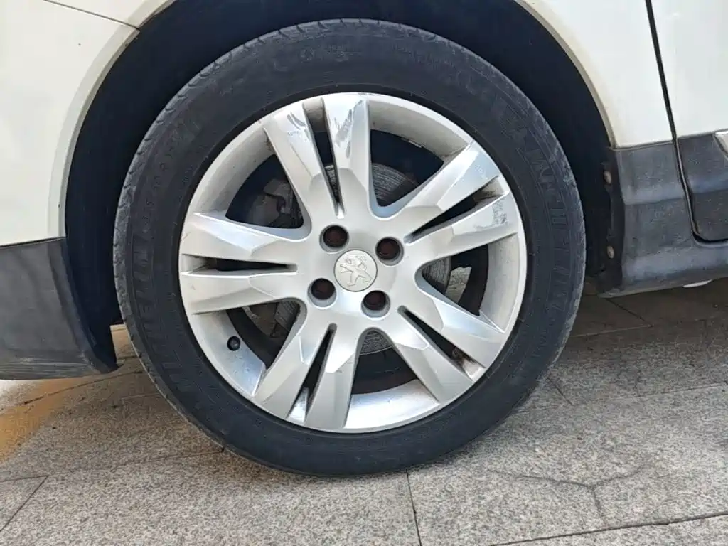 Peugeot 3008 — миниатюра 23