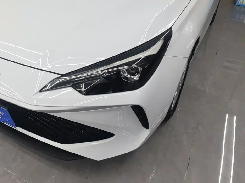 Roewe i5 — миниатюра 24