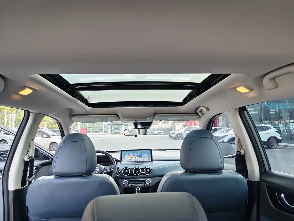 Nissan X-Trail — миниатюра 7