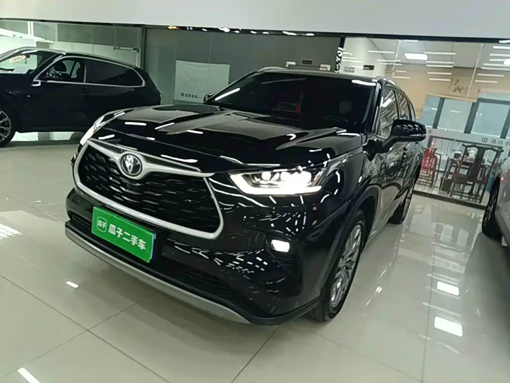 Toyota Highlander — миниатюра 2