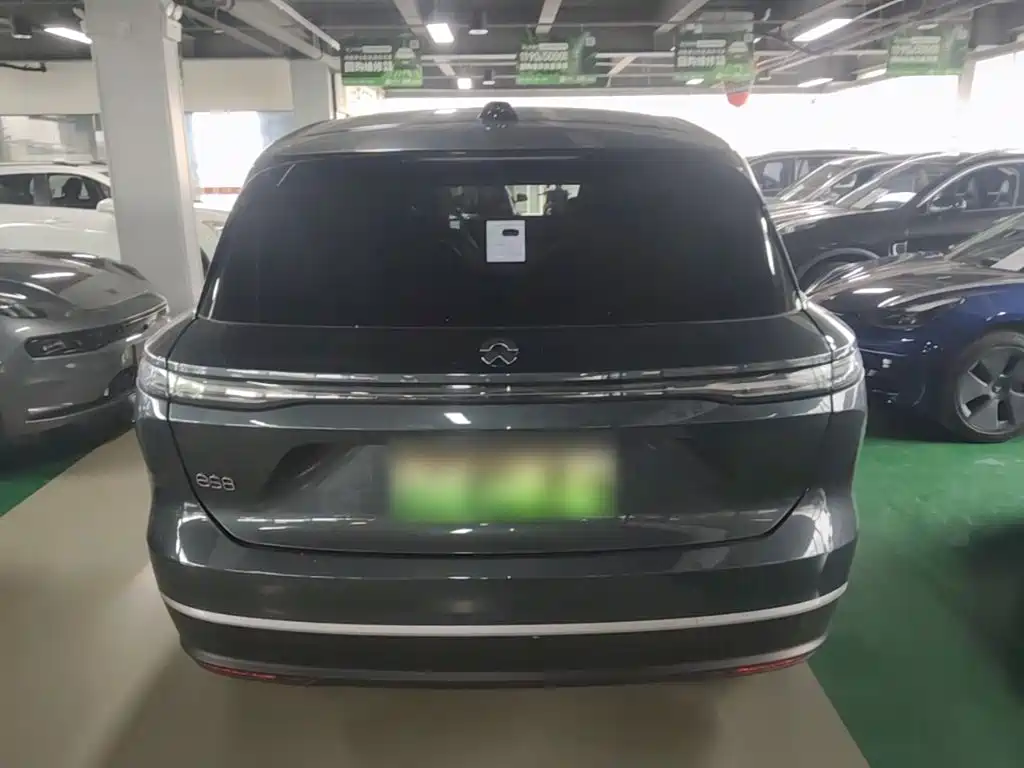 NIO ES8 — миниатюра 6