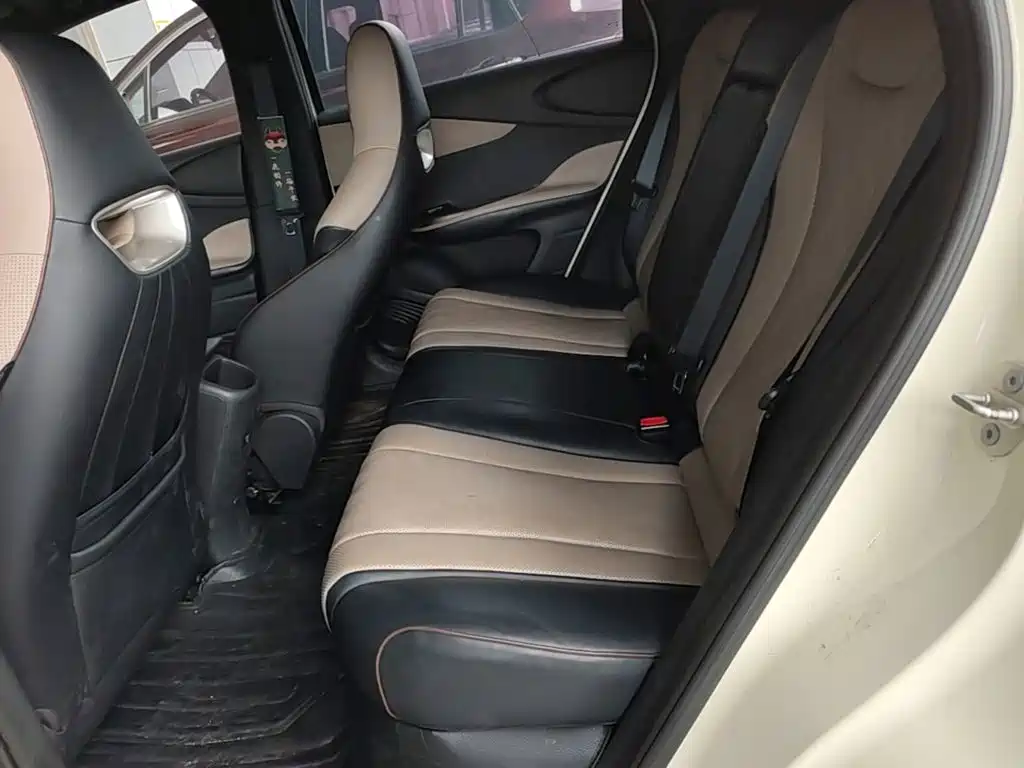 BYD Dolphin — миниатюра 17