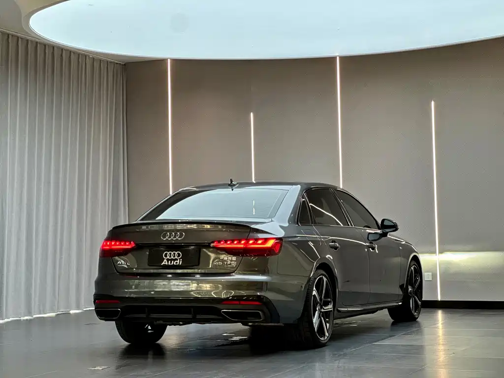 Audi A4L — миниатюра 8