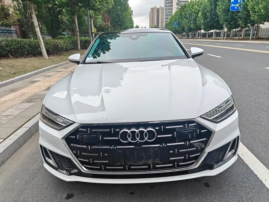 Audi A7L — миниатюра 2