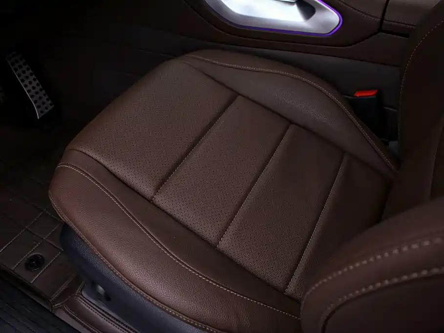 Mercedes-Benz GLS — миниатюра 17