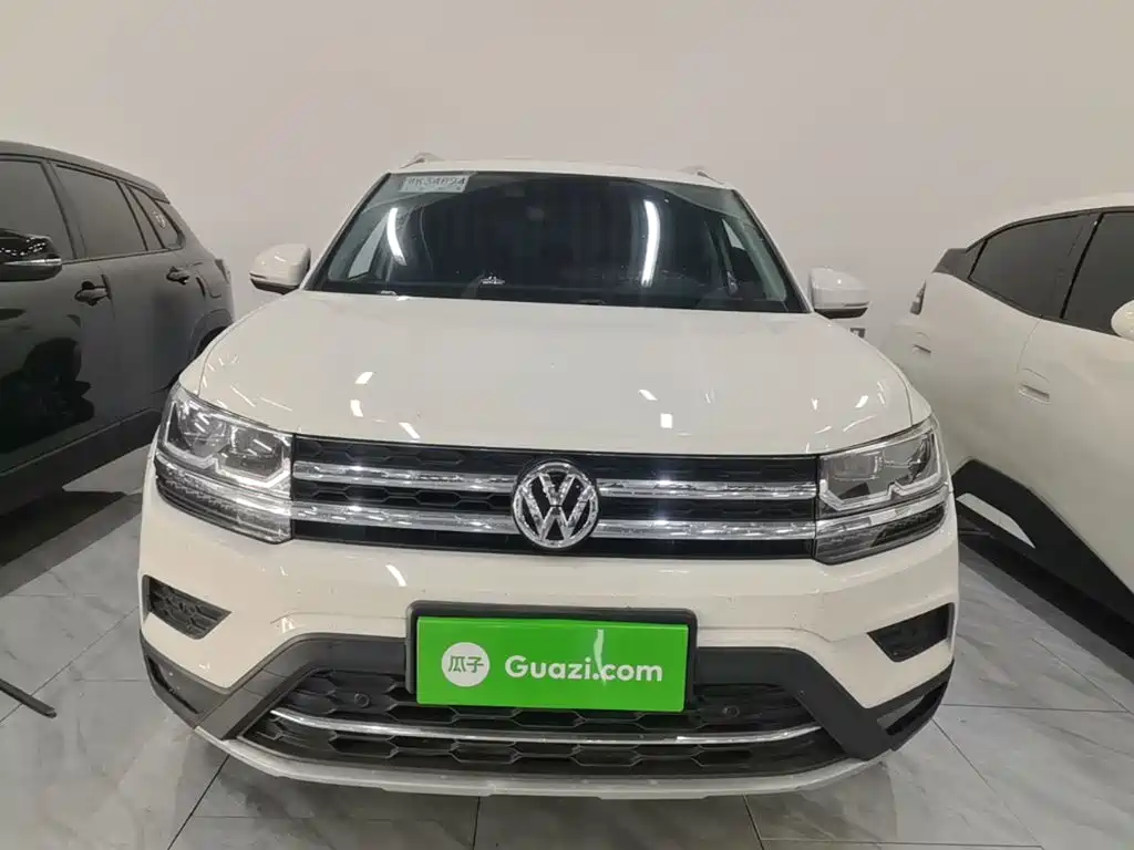 Volkswagen Tharu — миниатюра 3