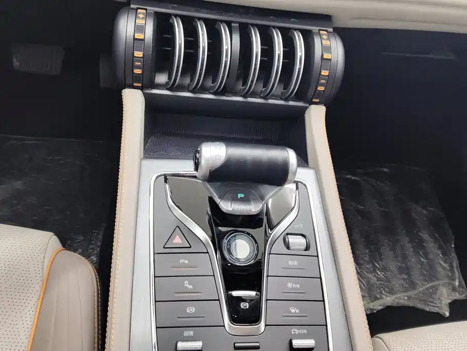 BYD Yuan Plus — миниатюра 16