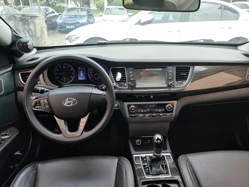 Hyundai Mistra — миниатюра 10