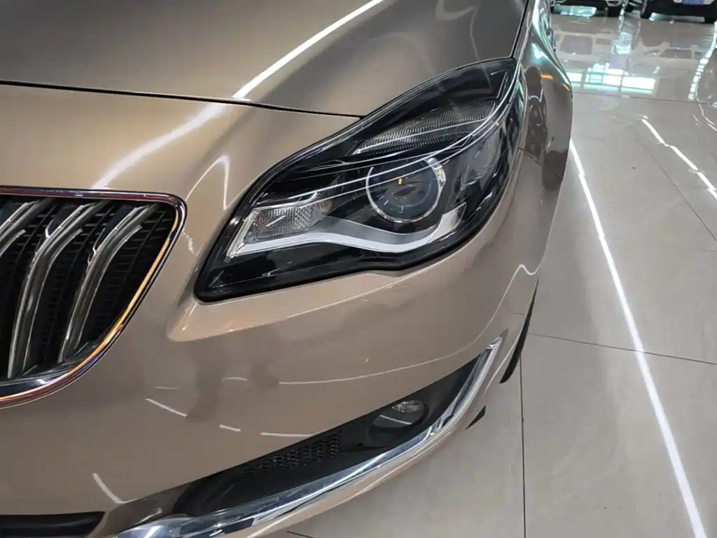 Buick Regal — миниатюра 24