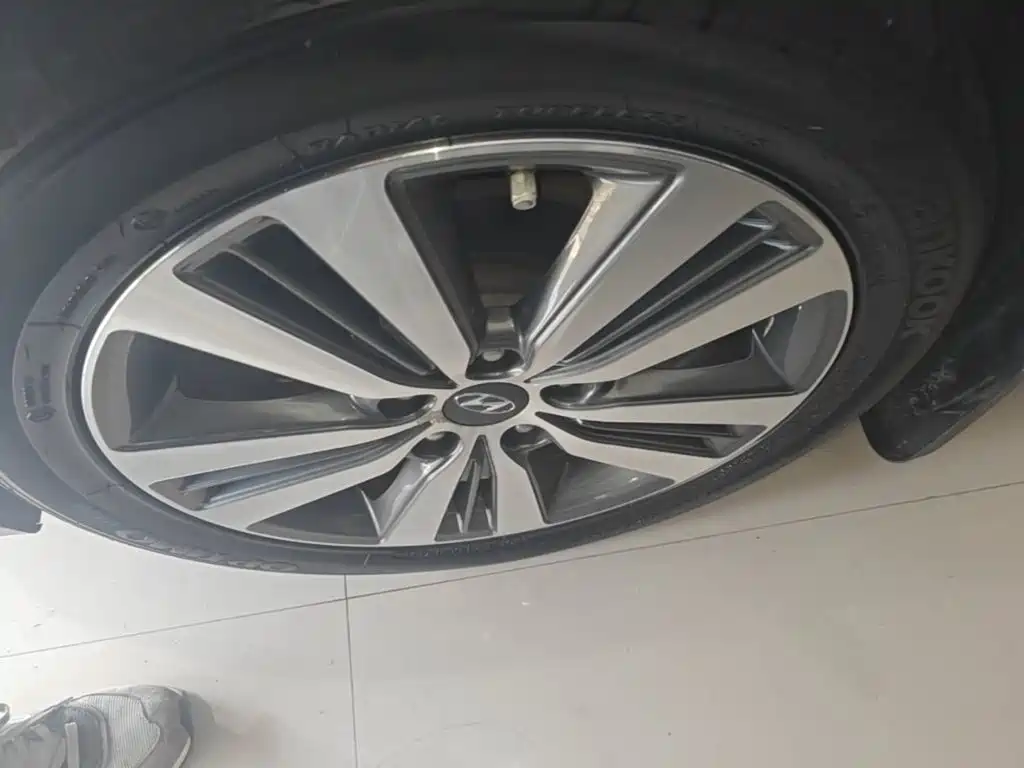 Hyundai Mistra — миниатюра 23
