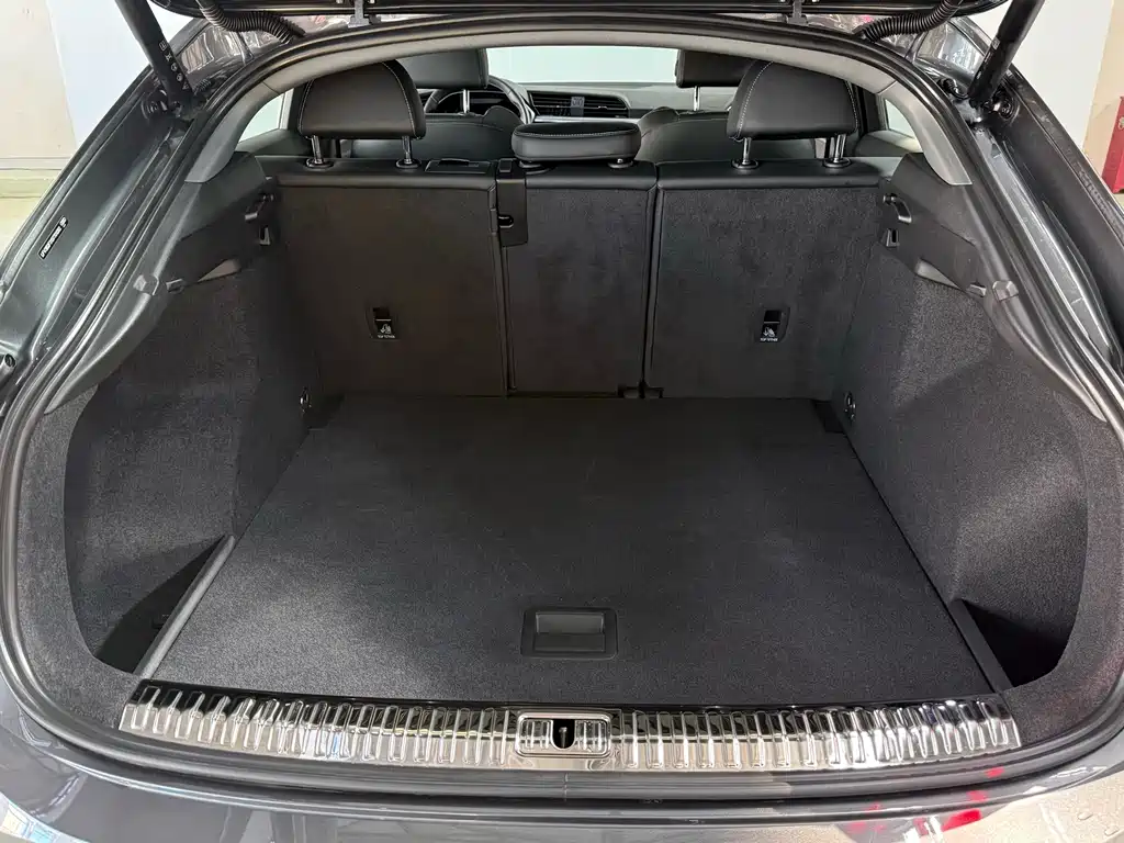 Audi Q3 Sportback — миниатюра 12