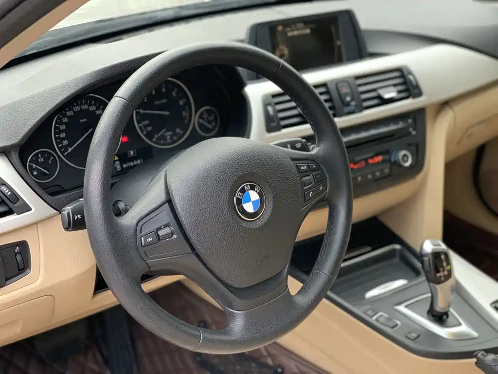 BMW 3 Series — миниатюра 11