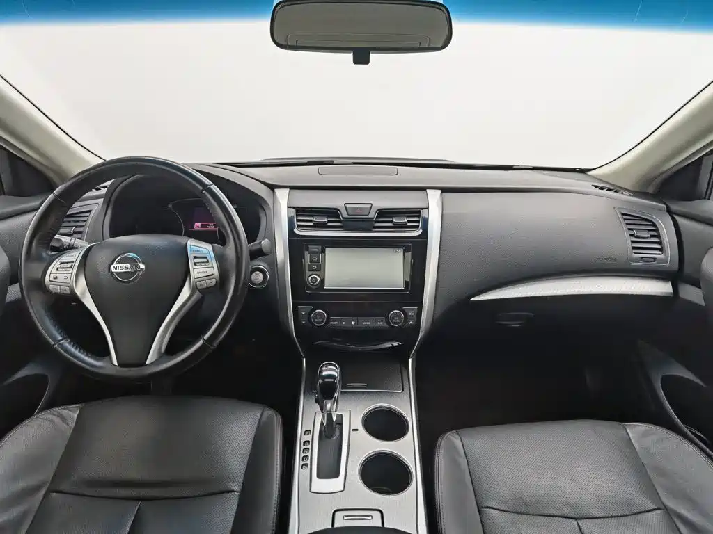 Nissan Teana — миниатюра 5