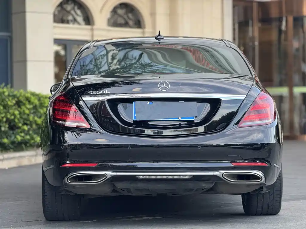 Mercedes-Benz S-Class — миниатюра 8
