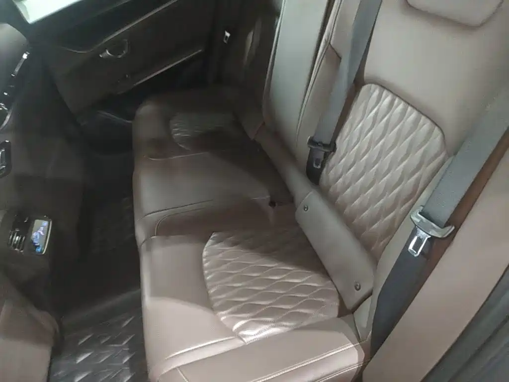 BYD Han — миниатюра 17
