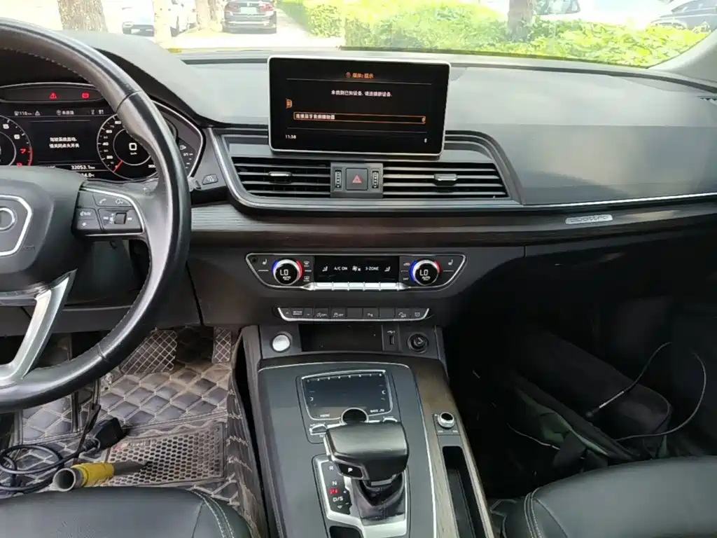 Audi Q5L — миниатюра 13