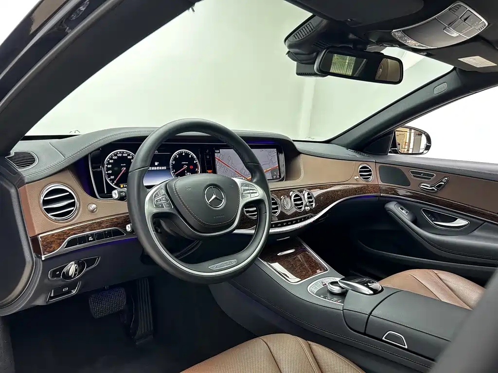 Mercedes-Benz S-Class — миниатюра 7