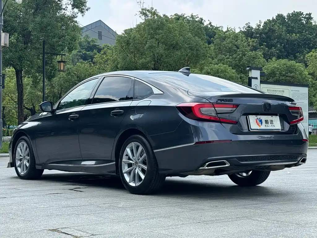 Honda Accord — миниатюра 23