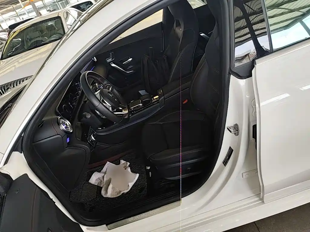 Mercedes-Benz CLA (Import) — миниатюра 15