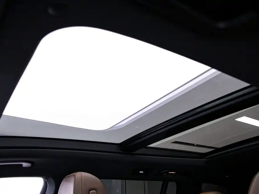 Mercedes-Benz GLS — миниатюра 13