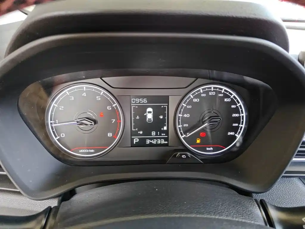 Geely Vision X3 — миниатюра 12