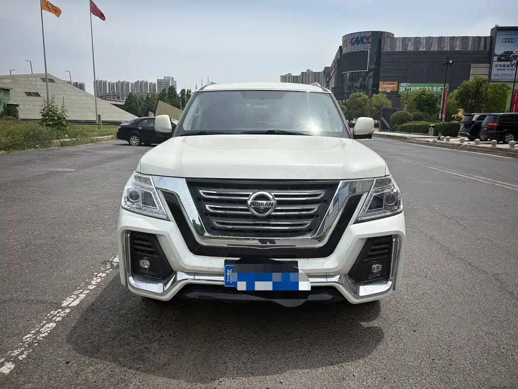 Nissan Patrol — миниатюра 2
