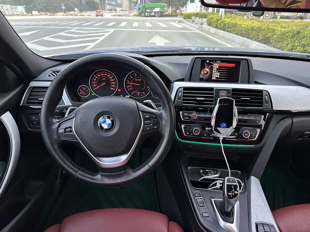 BMW 3 Series — миниатюра 7