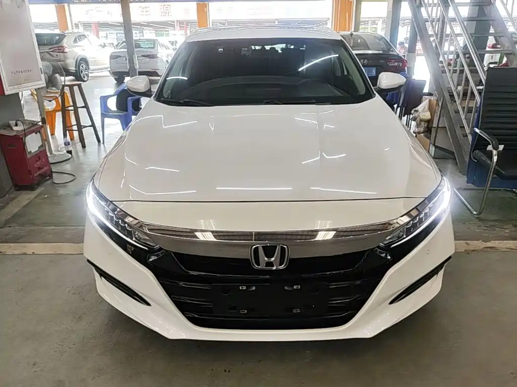 Honda Accord — миниатюра 3