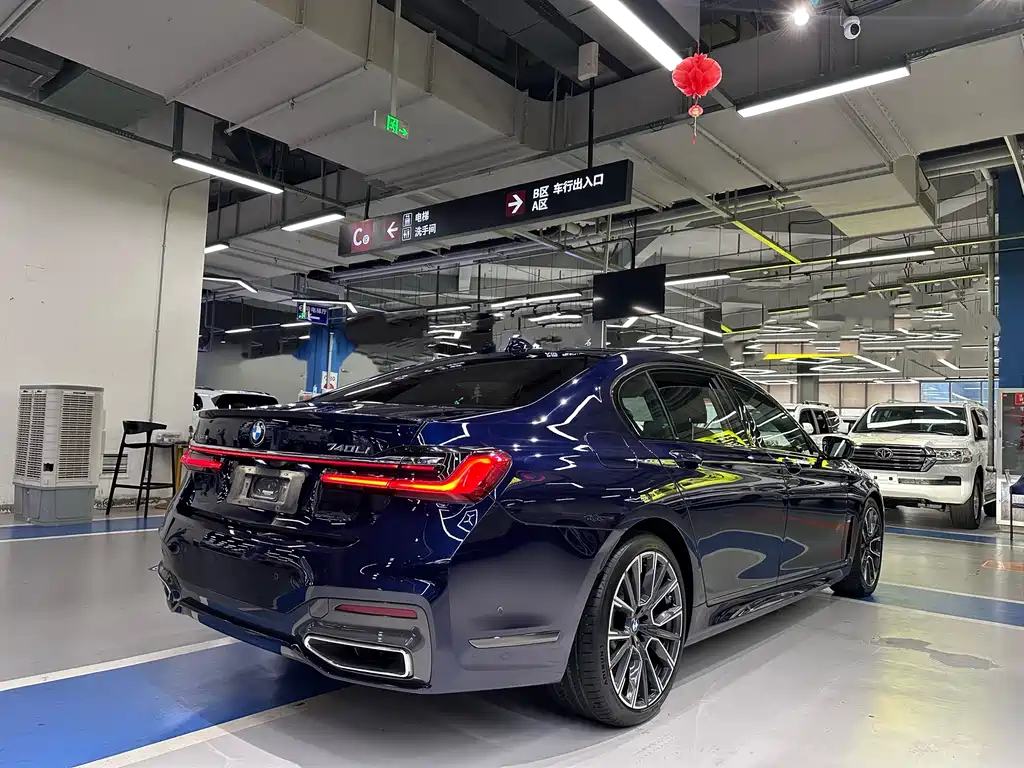 BMW 7 Series 7 2022 740Li xDrive Executive M Sport