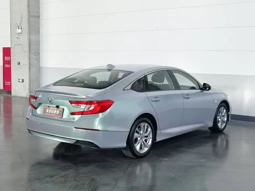 Honda Accord — миниатюра 2