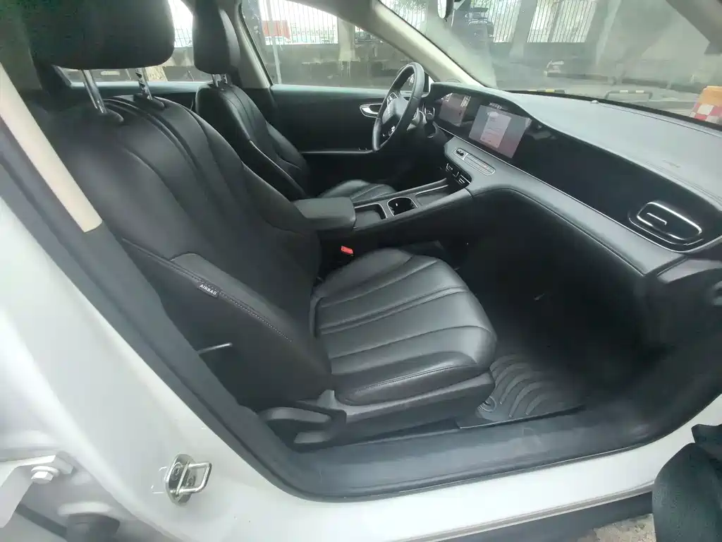 Roewe D7 — миниатюра 9
