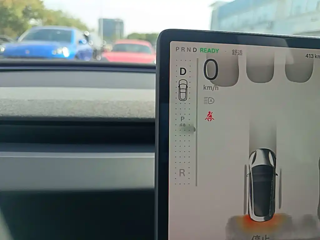 Tesla Model 3 — миниатюра 14