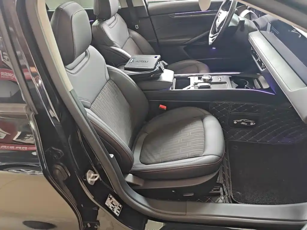 Ford Mondeo — миниатюра 25