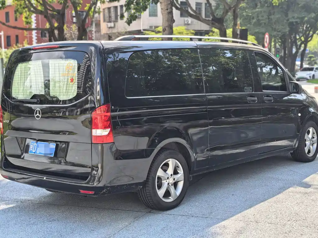 Mercedes-Benz Vito — миниатюра 5
