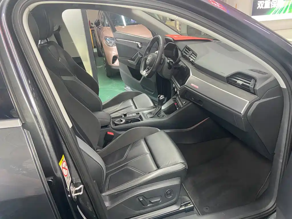 Audi Q3 Sportback — миниатюра 11