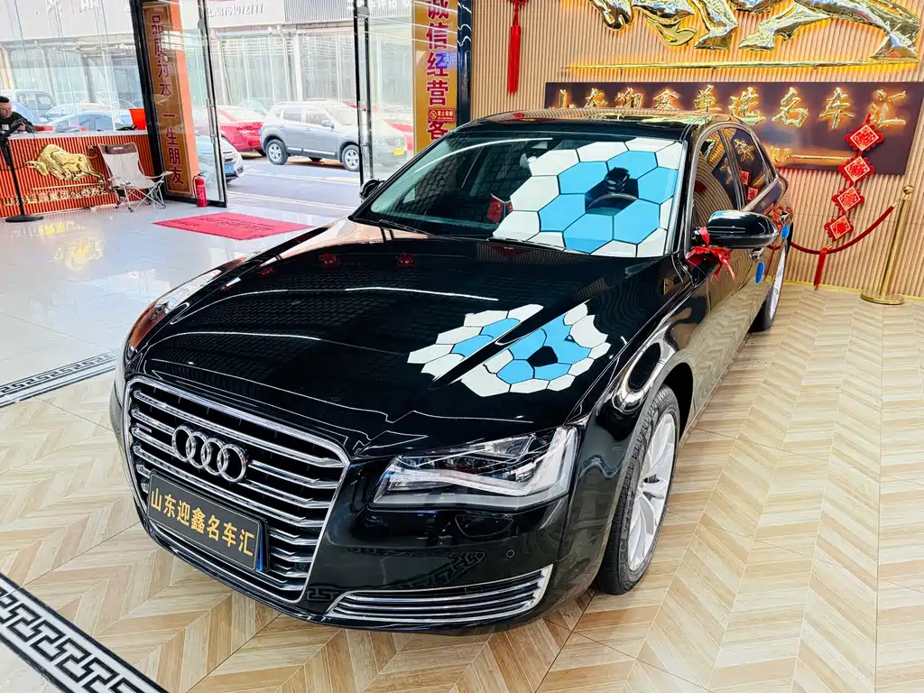 Audi A8 — миниатюра 5