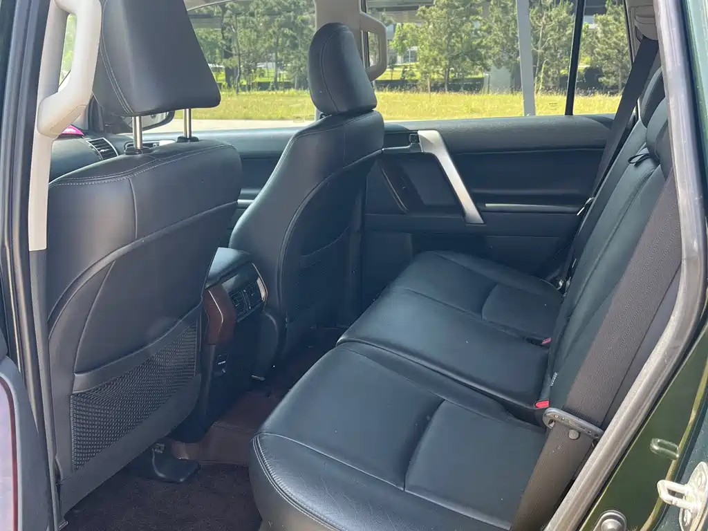 Toyota Prado — миниатюра 6