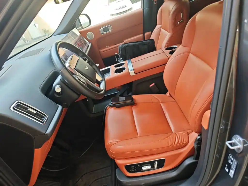 Li Auto Li L8 — миниатюра 15